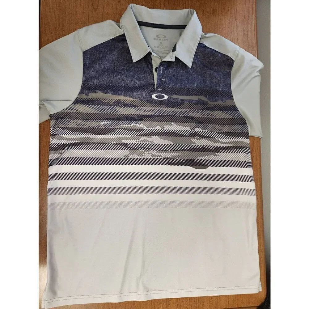 Oakley Mens grey Medium camouflage polo shirt with Oakley logo on the front